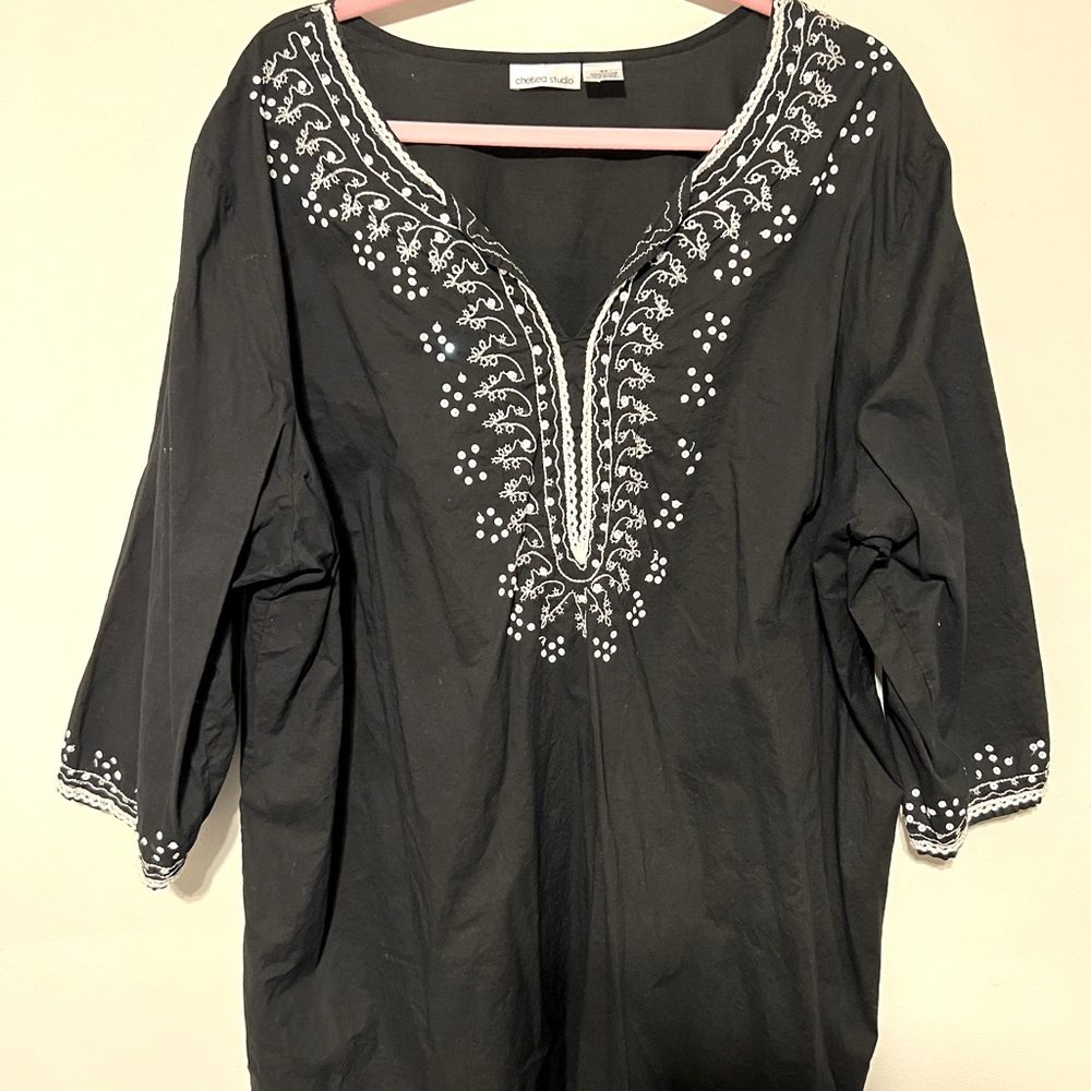Women’s Size 2X Chelsea Studio Swim Cover Up Black With White Embroidered Floral